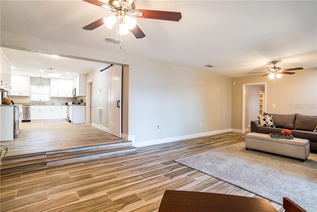 Recently Sold: $320,000 (3 beds, 2 baths, 2248 Square Feet)