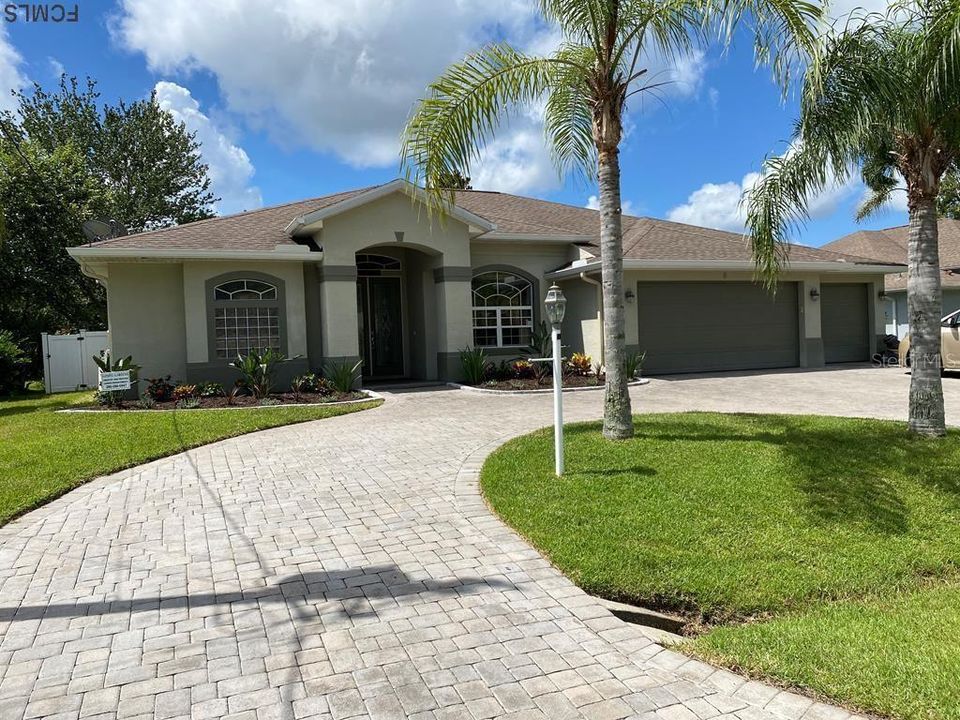 Recently Sold: $390,000 (4 beds, 3 baths, 2533 Square Feet)