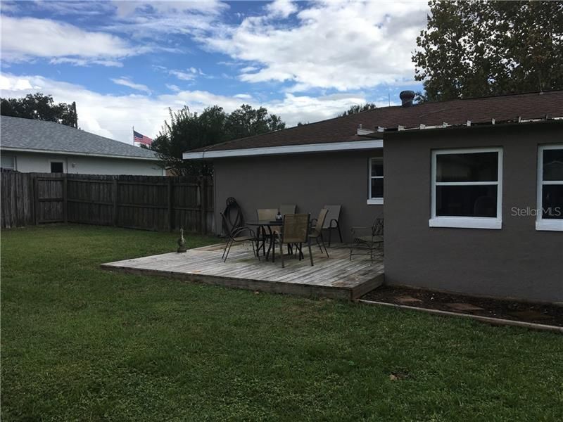 Recently Sold: $143,900 (2 beds, 2 baths, 1071 Square Feet)