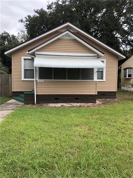 Recently Sold: $270,000 (2 beds, 1 baths, 846 Square Feet)