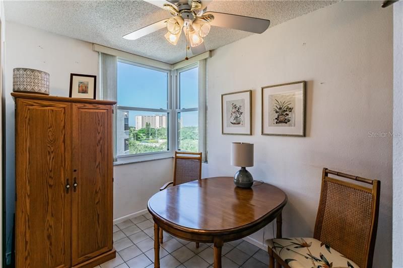 Recently Sold: $250,000 (2 beds, 2 baths, 1250 Square Feet)
