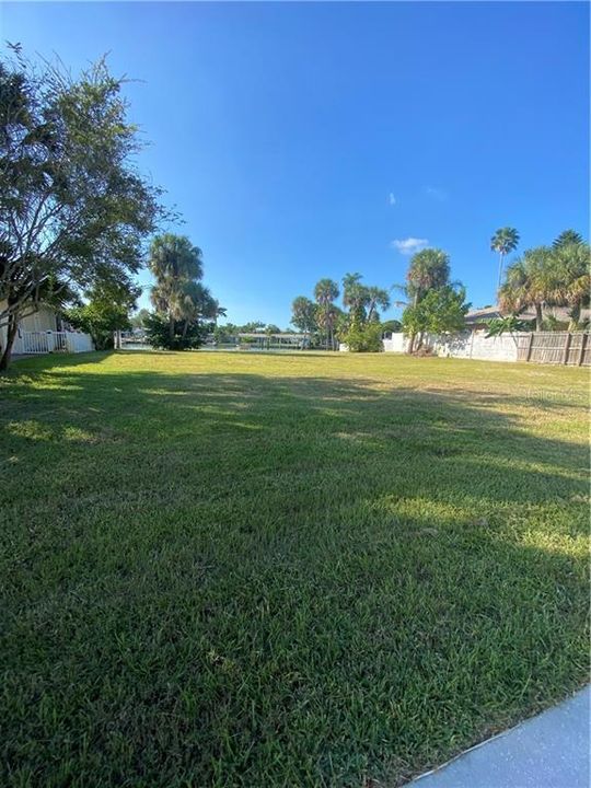 Recently Sold: $530,000 (0.23 acres)