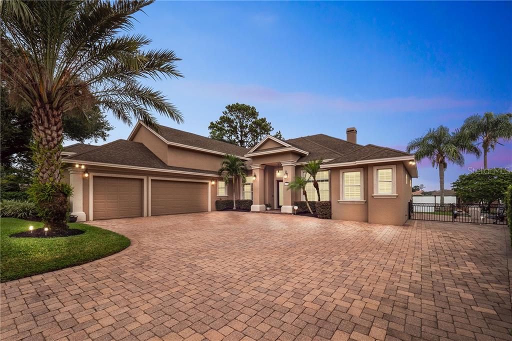 Recently Sold: $1,300,000 (4 beds, 3 baths, 3740 Square Feet)