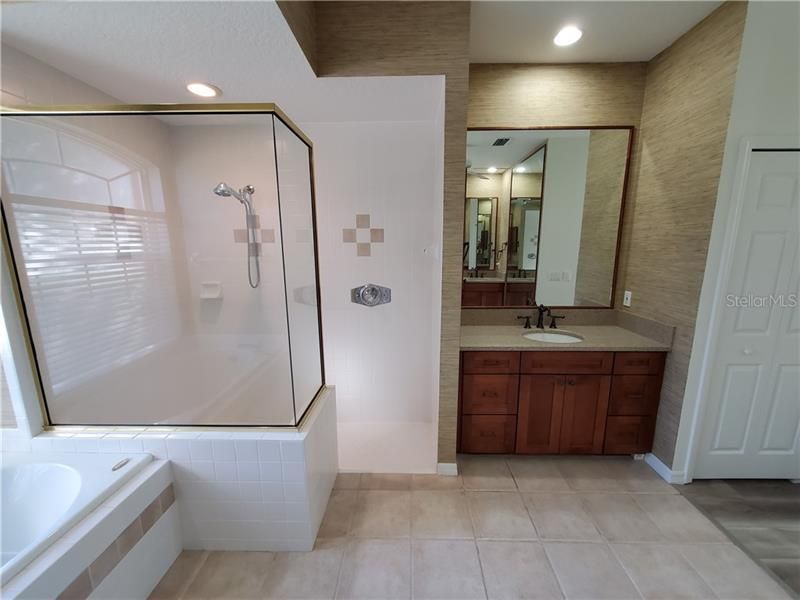 最近租的: $2,500 (4 贝兹, 3 浴室, 2314 平方英尺)