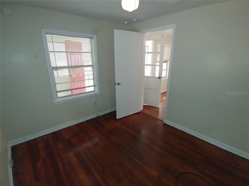 Recently Rented: $845 (2 beds, 1 baths, 713 Square Feet)