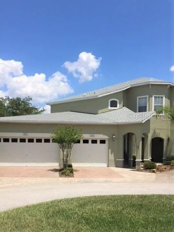 Recently Rented: $1,895 (3 beds, 2 baths, 2048 Square Feet)