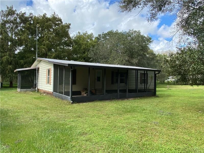 Recently Sold: $159,000 (3 beds, 2 baths, 1188 Square Feet)