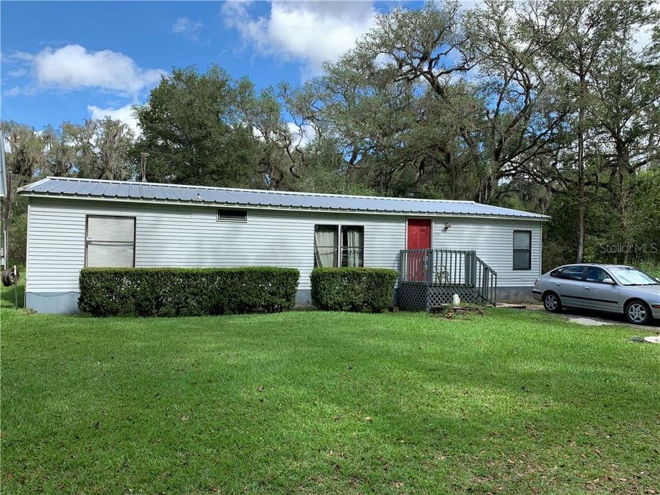 Recently Sold: $149,900 (3 beds, 2 baths, 1404 Square Feet)