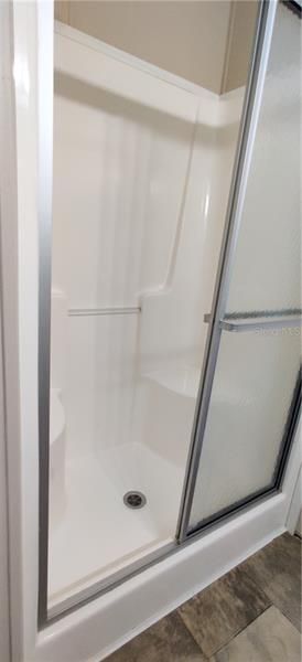 Vendido Recientemente: $109,900 (3 camas, 2 baños, 1216 Pies cuadrados)