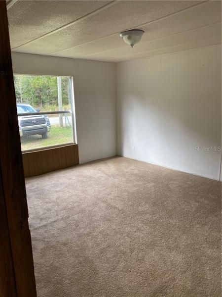 Recently Rented: $1,100 (3 beds, 2 baths, 1456 Square Feet)
