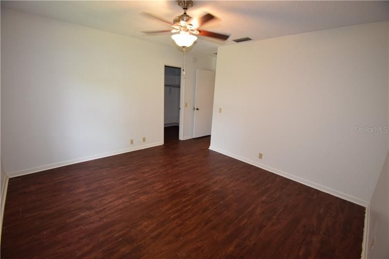 Recently Rented: $1,250 (2 beds, 2 baths, 1238 Square Feet)