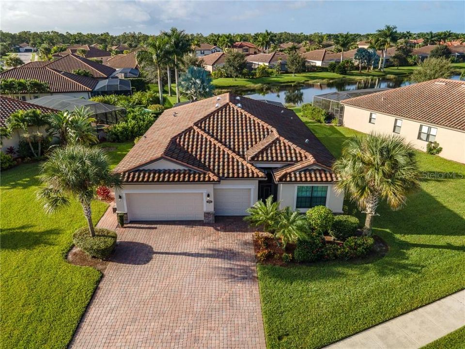 Recently Sold: $498,000 (4 beds, 3 baths, 2293 Square Feet)