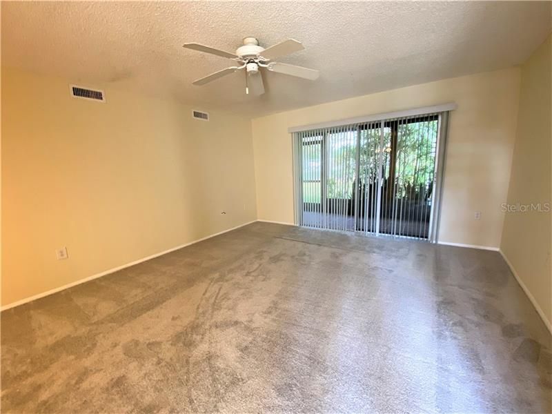 Recently Sold: $89,900 (2 beds, 1 baths, 921 Square Feet)