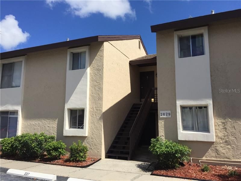Recently Sold: $89,900 (2 beds, 1 baths, 921 Square Feet)