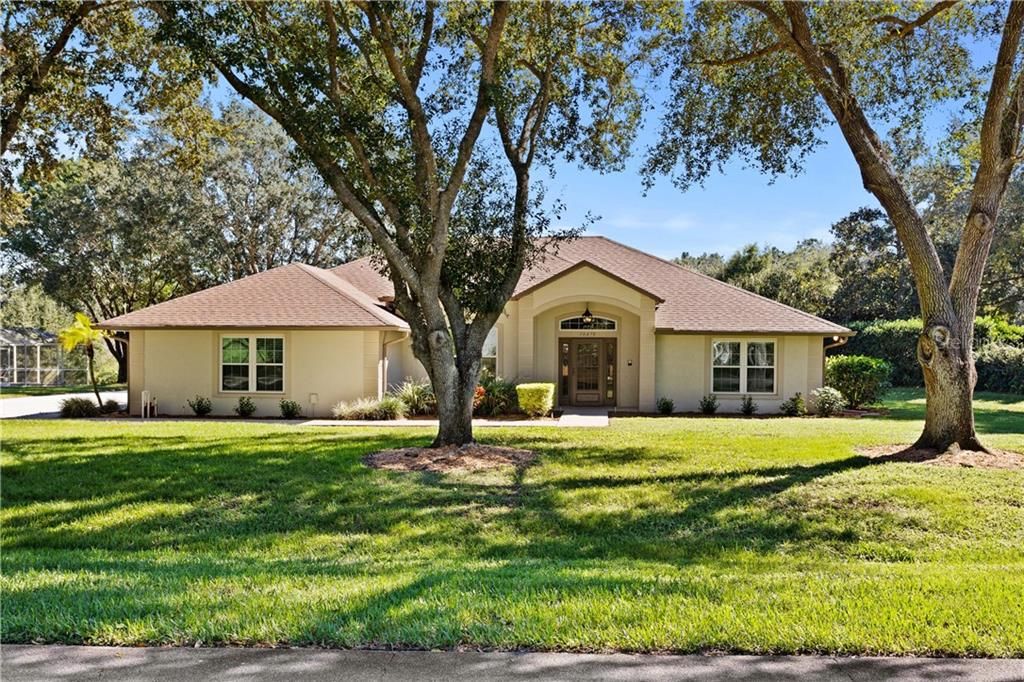 Recently Sold: $348,000 (3 beds, 2 baths, 1957 Square Feet)