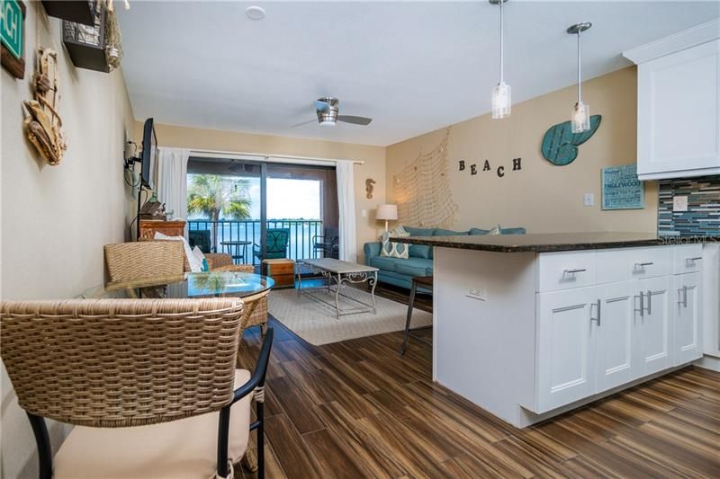Recently Sold: $299,000 (1 beds, 1 baths, 630 Square Feet)