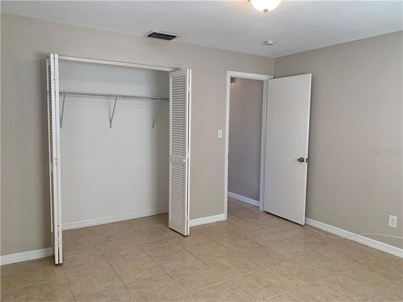 Recently Sold: $260,000 (2 beds, 2 baths, 912 Square Feet)
