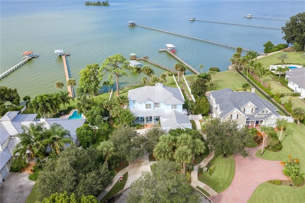 Recently Sold: $1,275,000 (5 beds, 3 baths, 3383 Square Feet)
