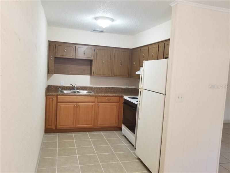 Recently Rented: $650 (1 beds, 1 baths, 683 Square Feet)