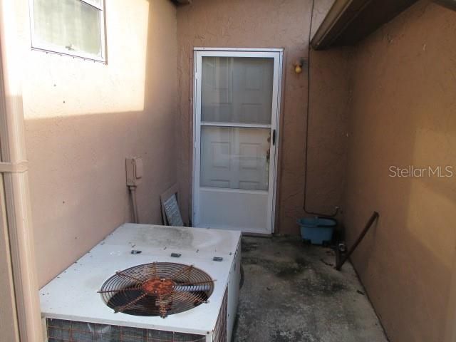 Recently Sold: $65,000 (2 beds, 2 baths, 1348 Square Feet)