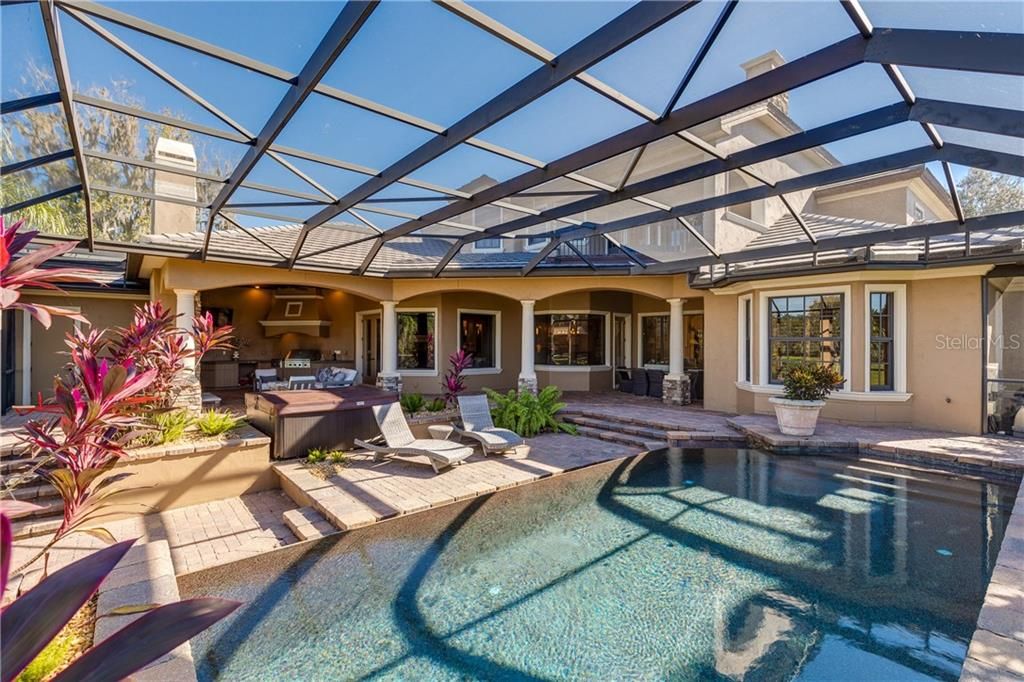 Recently Sold: $1,500,000 (5 beds, 4 baths, 5480 Square Feet)