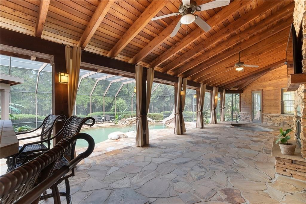 Large Covered Lanai