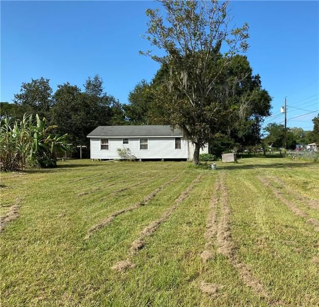 Recently Sold: $52,000 (3 beds, 1 baths, 922 Square Feet)