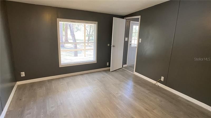 Recently Sold: $140,000 (2 beds, 2 baths, 960 Square Feet)