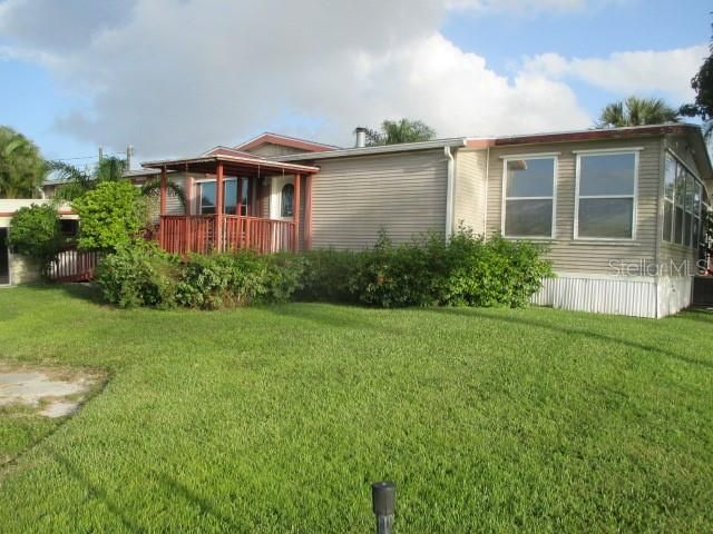Recently Sold: $162,000 (3 beds, 2 baths, 2100 Square Feet)