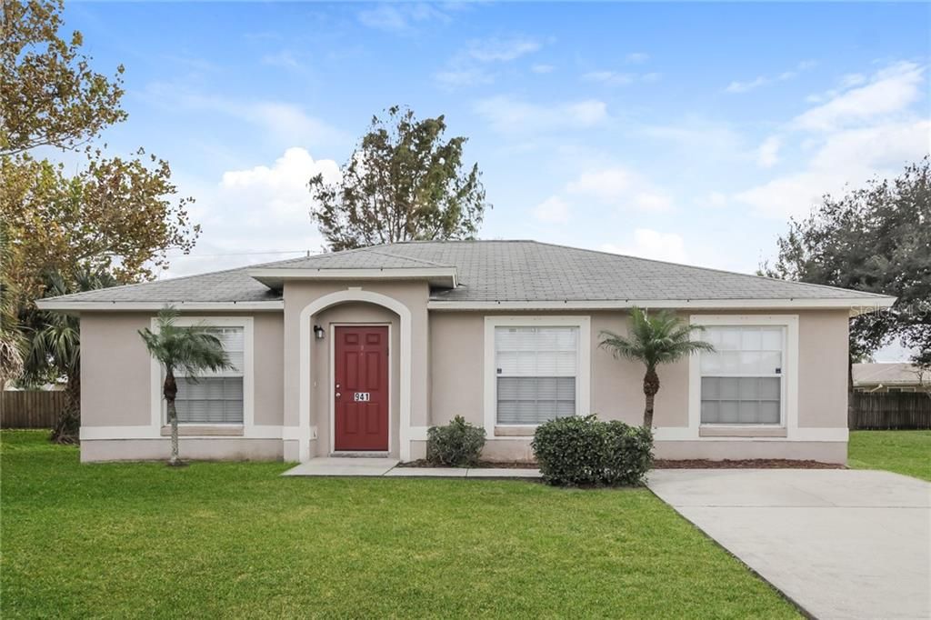 Recently Rented: $1,399 (3 beds, 2 baths, 1200 Square Feet)