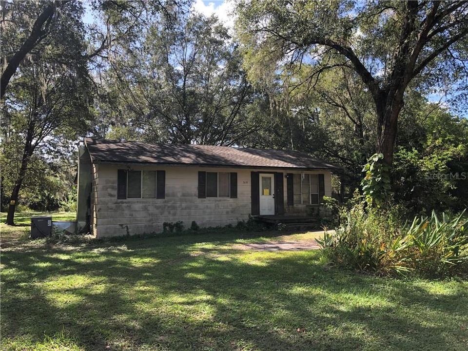 Recently Sold: $129,900 (2 beds, 2 baths, 1330 Square Feet)