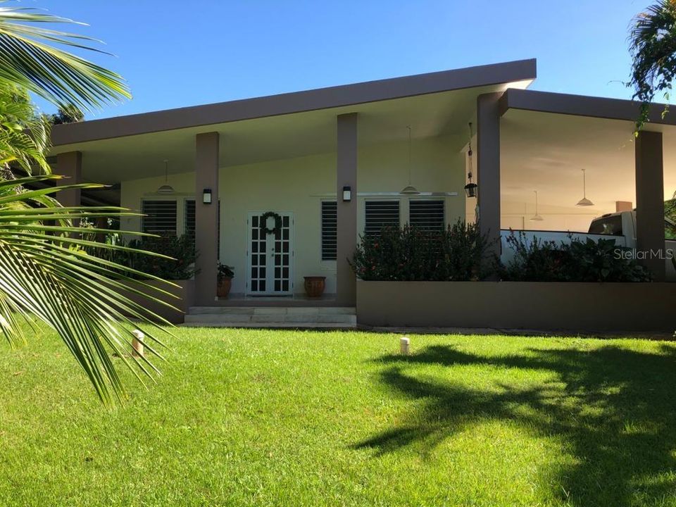 Recently Sold: $235,000 (3 beds, 3 baths, 1400 Square Feet)