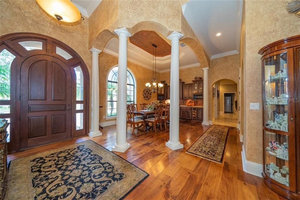 Recently Sold: $825,999 (4 beds, 4 baths, 4954 Square Feet)