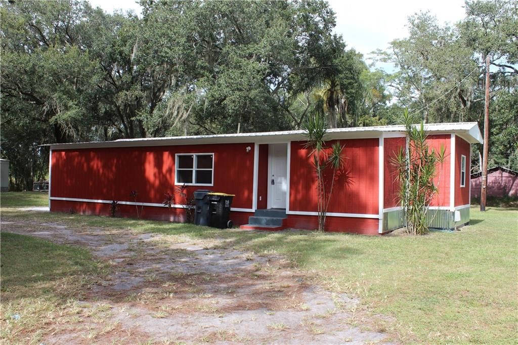 Recently Rented: $1,200 (3 beds, 1 baths, 1200 Square Feet)