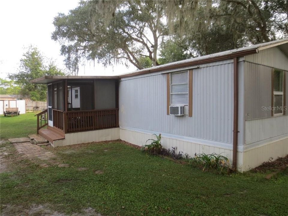 Recently Sold: $34,900 (2 beds, 2 baths, 924 Square Feet)