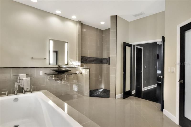 Large, separate walk-in shower.