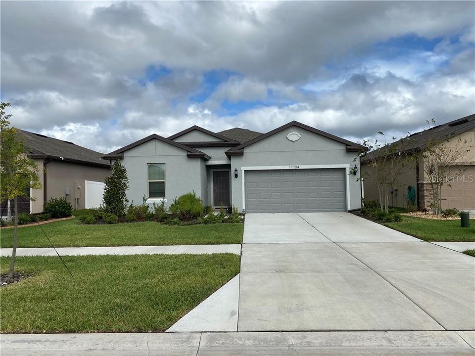 Recently Sold: $285,000 (3 beds, 2 baths, 1770 Square Feet)
