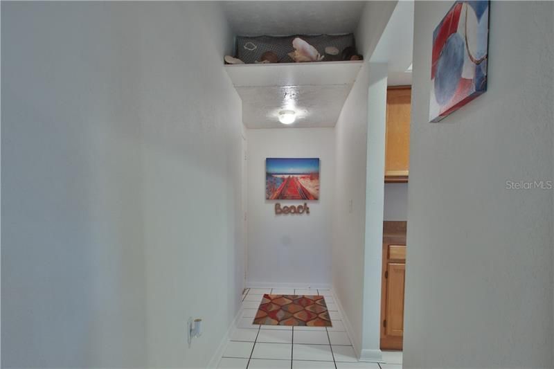 Recently Sold: $99,500 (1 beds, 1 baths, 745 Square Feet)