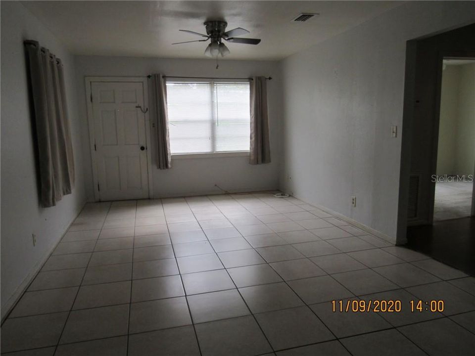 Recently Rented: $1,250 (2 beds, 2 baths, 1140 Square Feet)