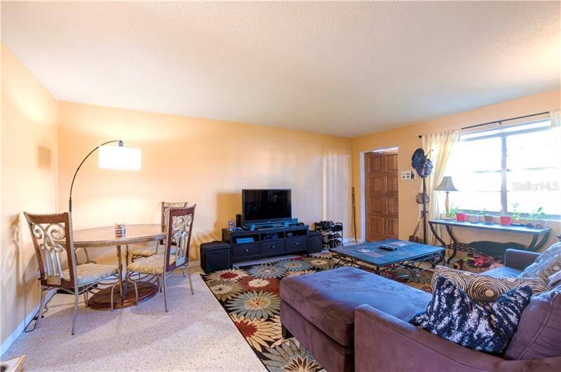 Recently Sold: $75,000 (2 beds, 1 baths, 841 Square Feet)