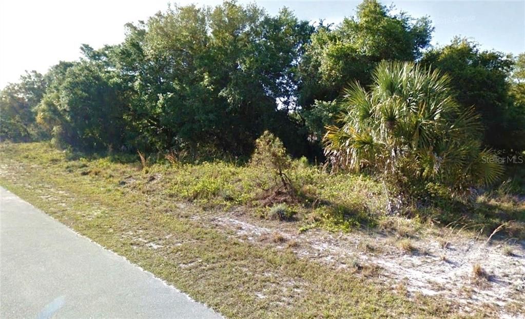 Vendido Recientemente: $3,800 (0.23 acres)