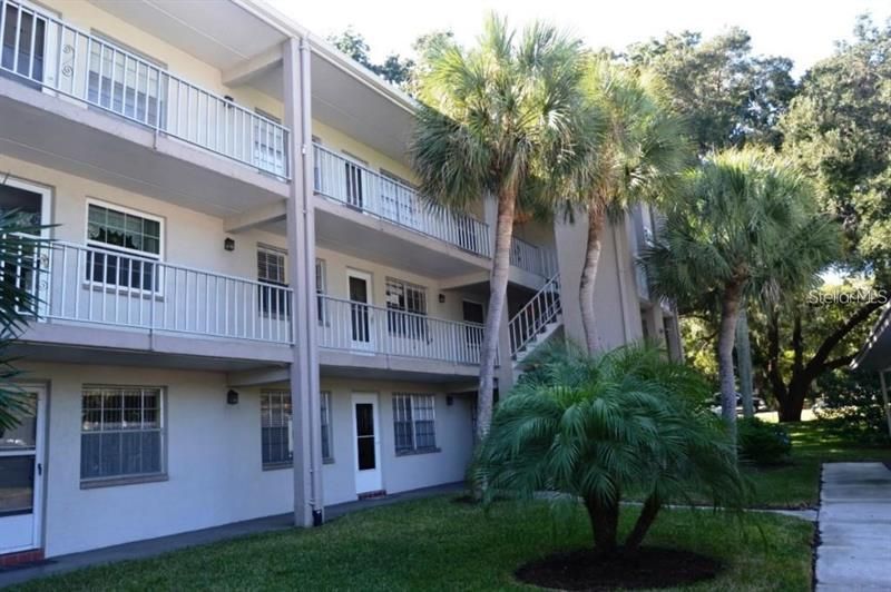 Recently Sold: $97,000 (1 beds, 1 baths, 845 Square Feet)