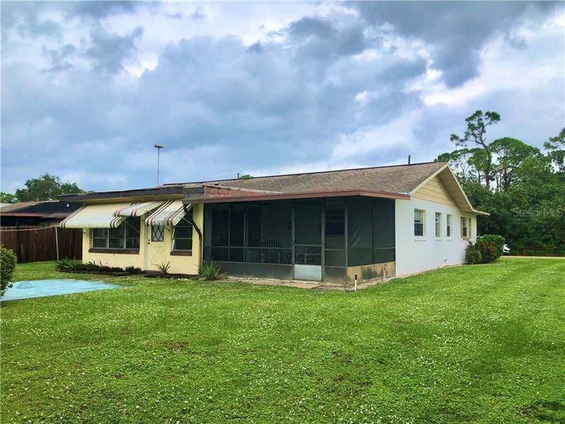 Recently Sold: $159,900 (2 beds, 2 baths, 1274 Square Feet)