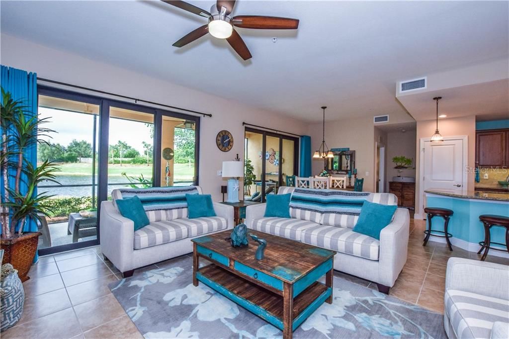 Recently Sold: $289,000 (2 beds, 2 baths, 1592 Square Feet)