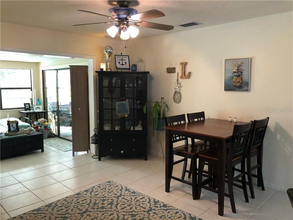 Recently Sold: $239,000 (3 beds, 2 baths, 1886 Square Feet)