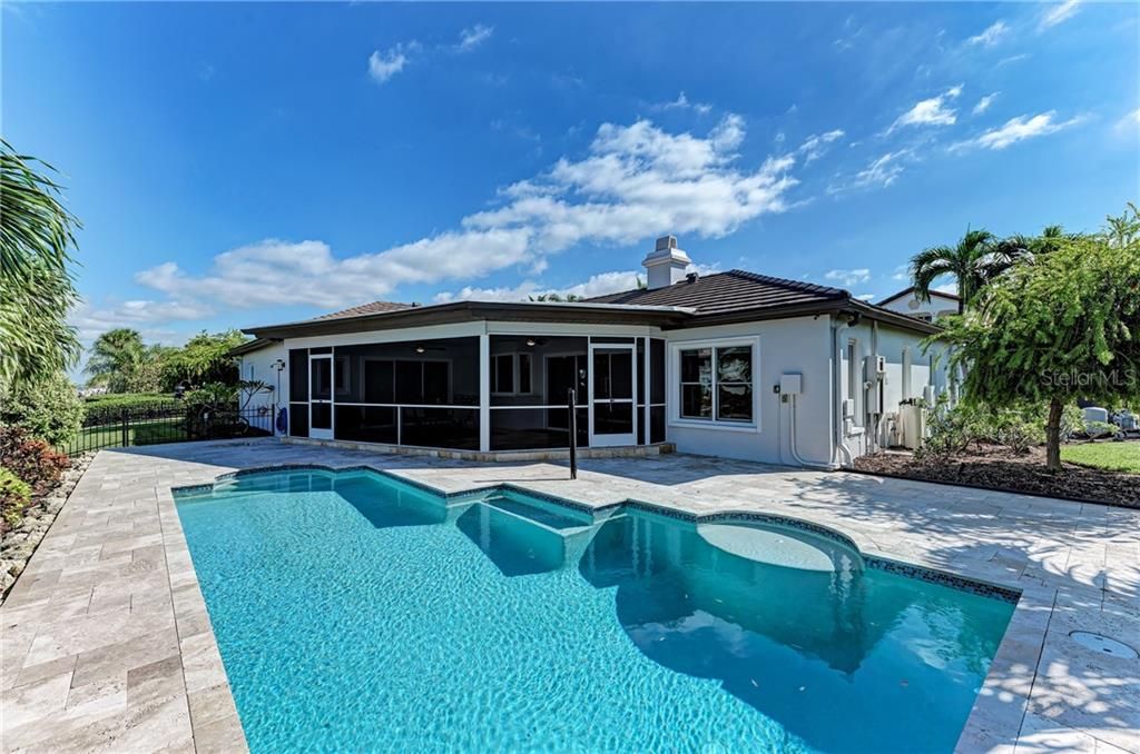 Recently Sold: $1,245,000 (3 beds, 2 baths, 1716 Square Feet)