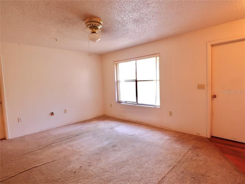 Recently Sold: $84,000 (2 beds, 2 baths, 1019 Square Feet)