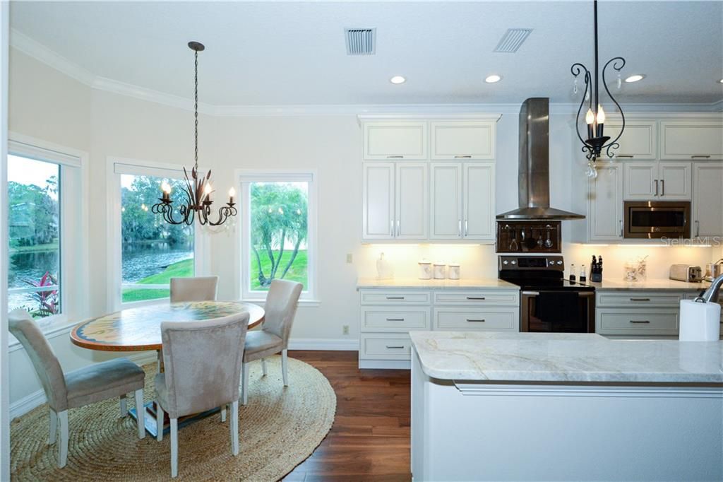 Breakfast nook overlooking lake