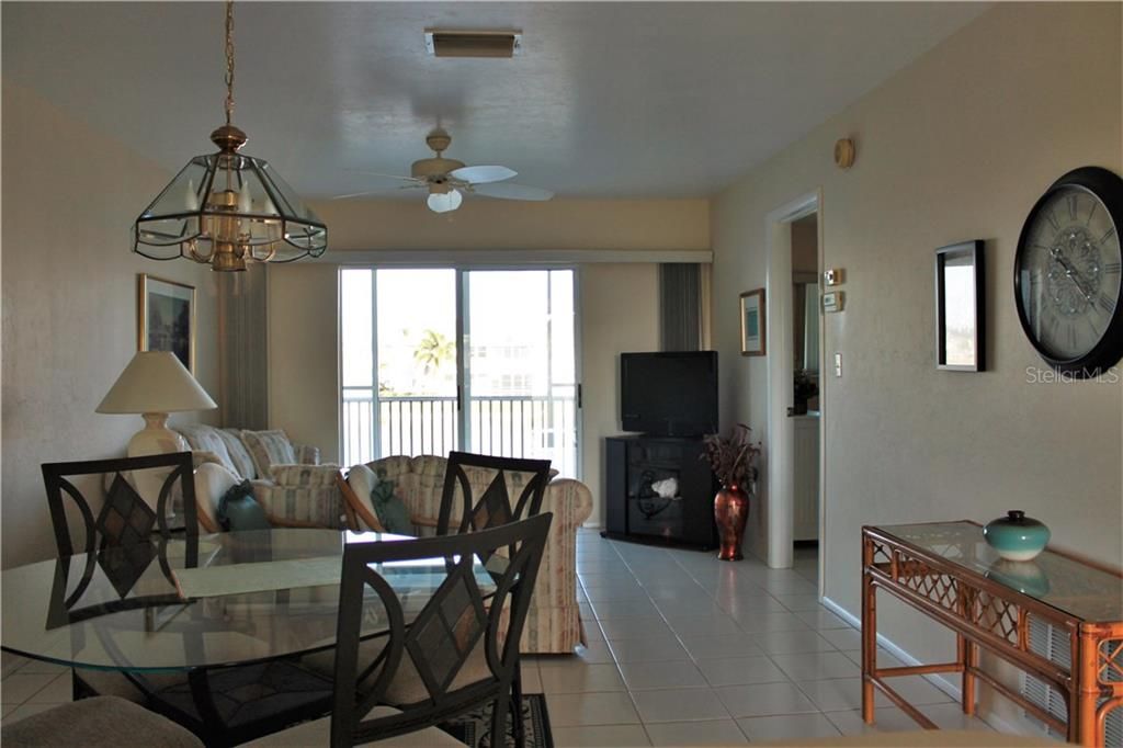 Living Room / Dining Room Combo