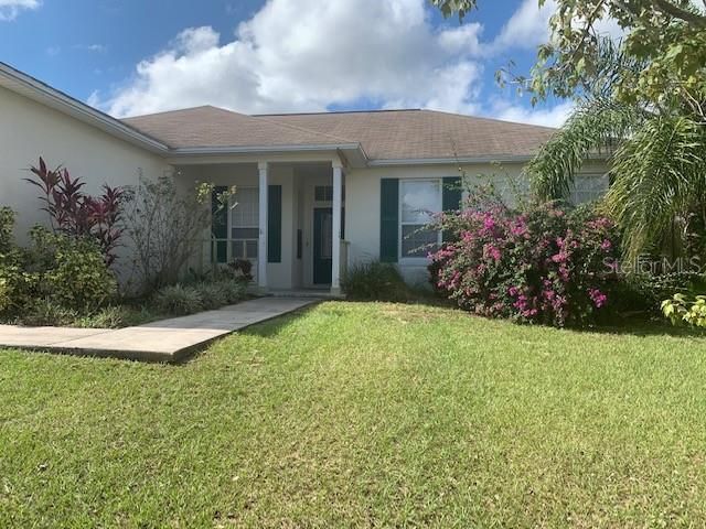 Recently Rented: $1,550 (3 beds, 2 baths, 1720 Square Feet)